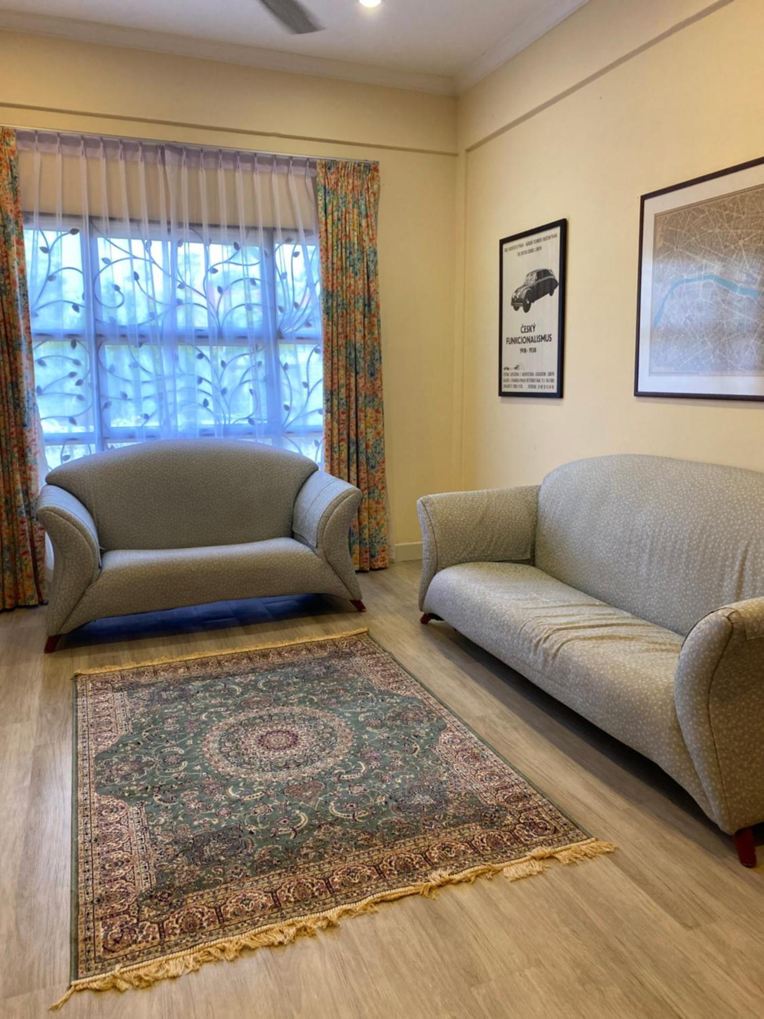 Вилла Karya Retreat Кучинг Экстерьер фото